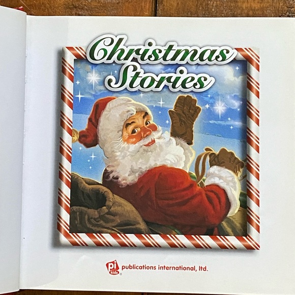 CHRISTMAS BOOK - Picture 8 of 10